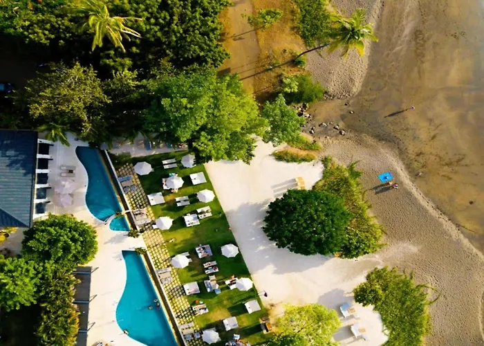 Сasa de vacaciones Luxe 3-bd On 2nd Floor Above Pool